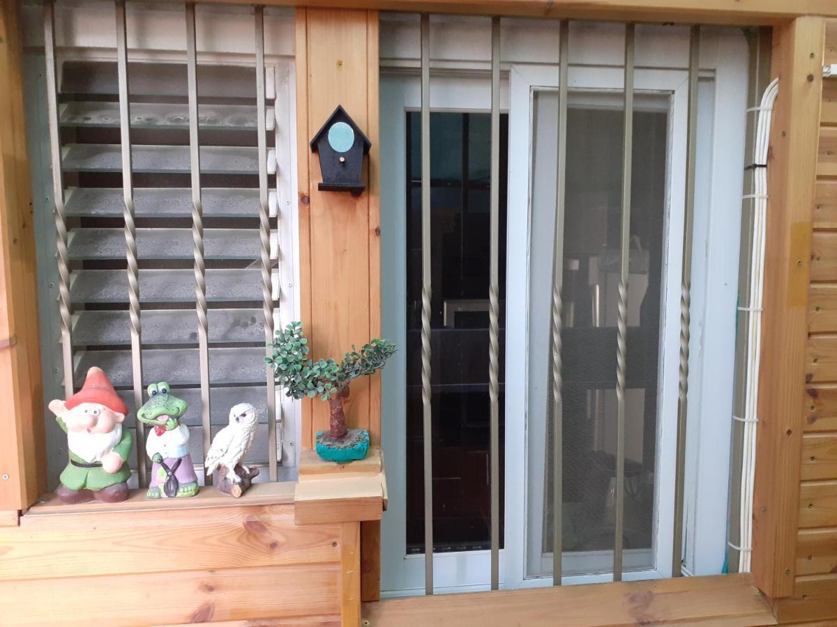 Amazing Garden Apartment In Haifa Esterno foto